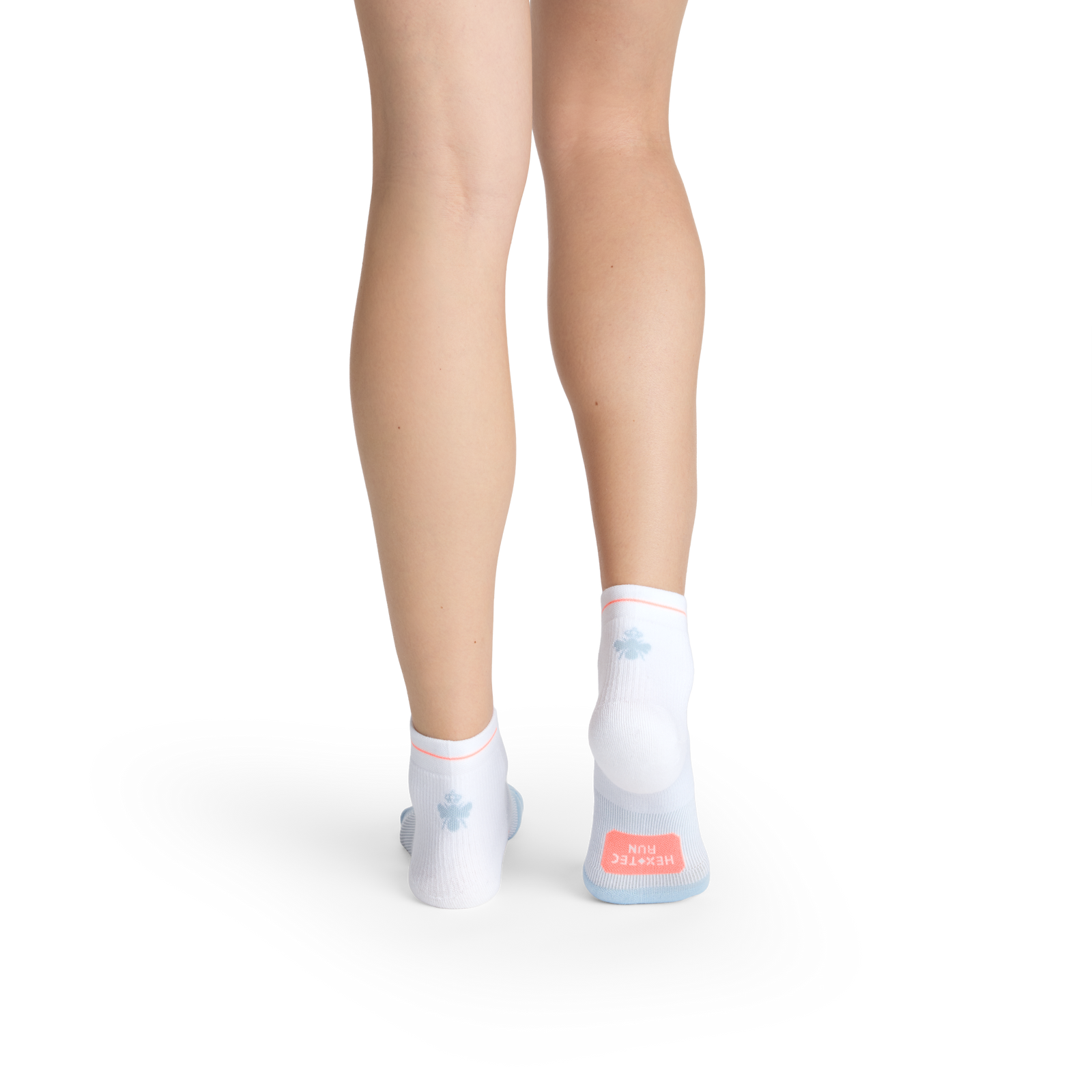 official-bombas::10451-white-cloudmist-adult-female-onmodel-3-transparent.png