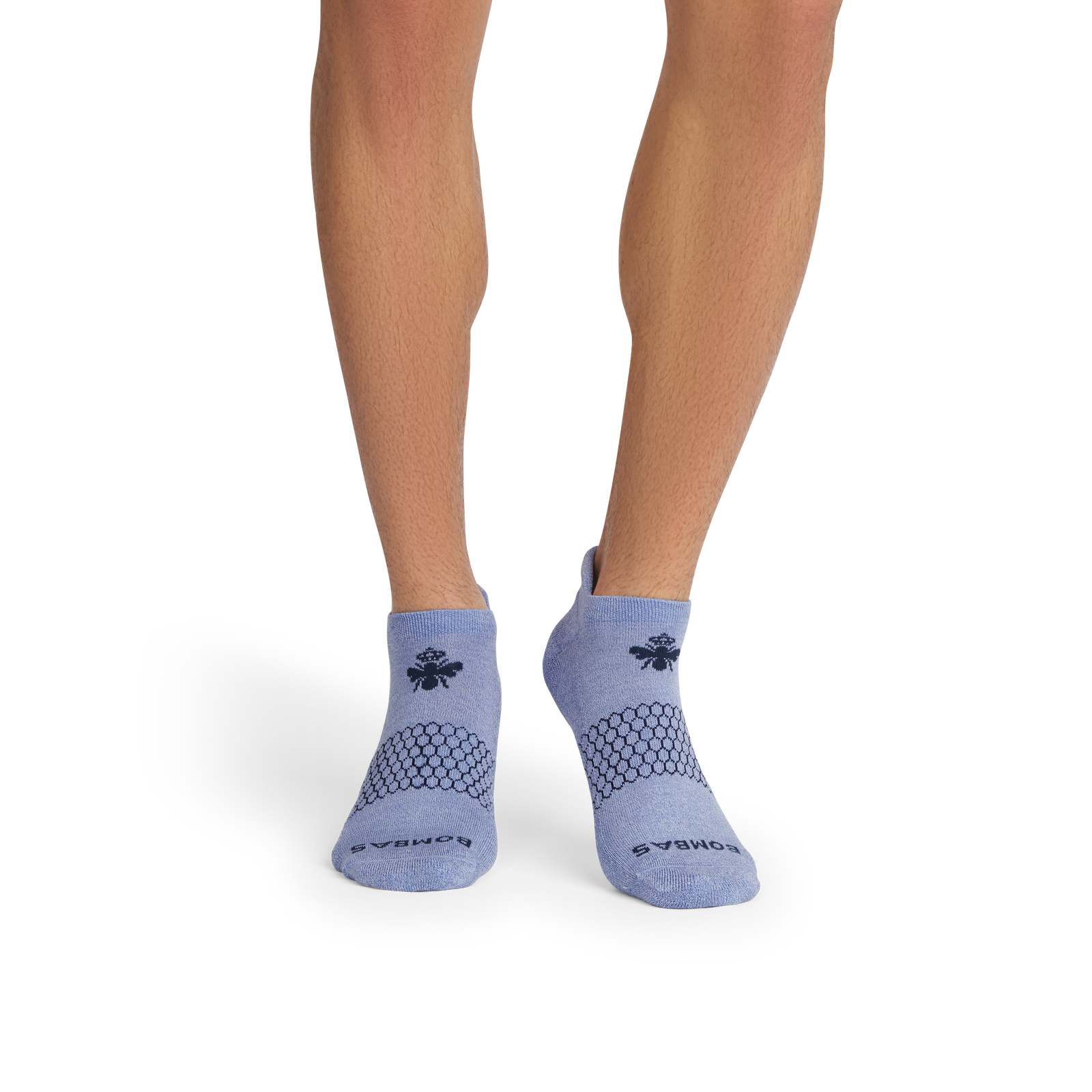 official-bombas::5747-oysterblue-midnightnavy-adult-male-onmodel-2-transparent.png