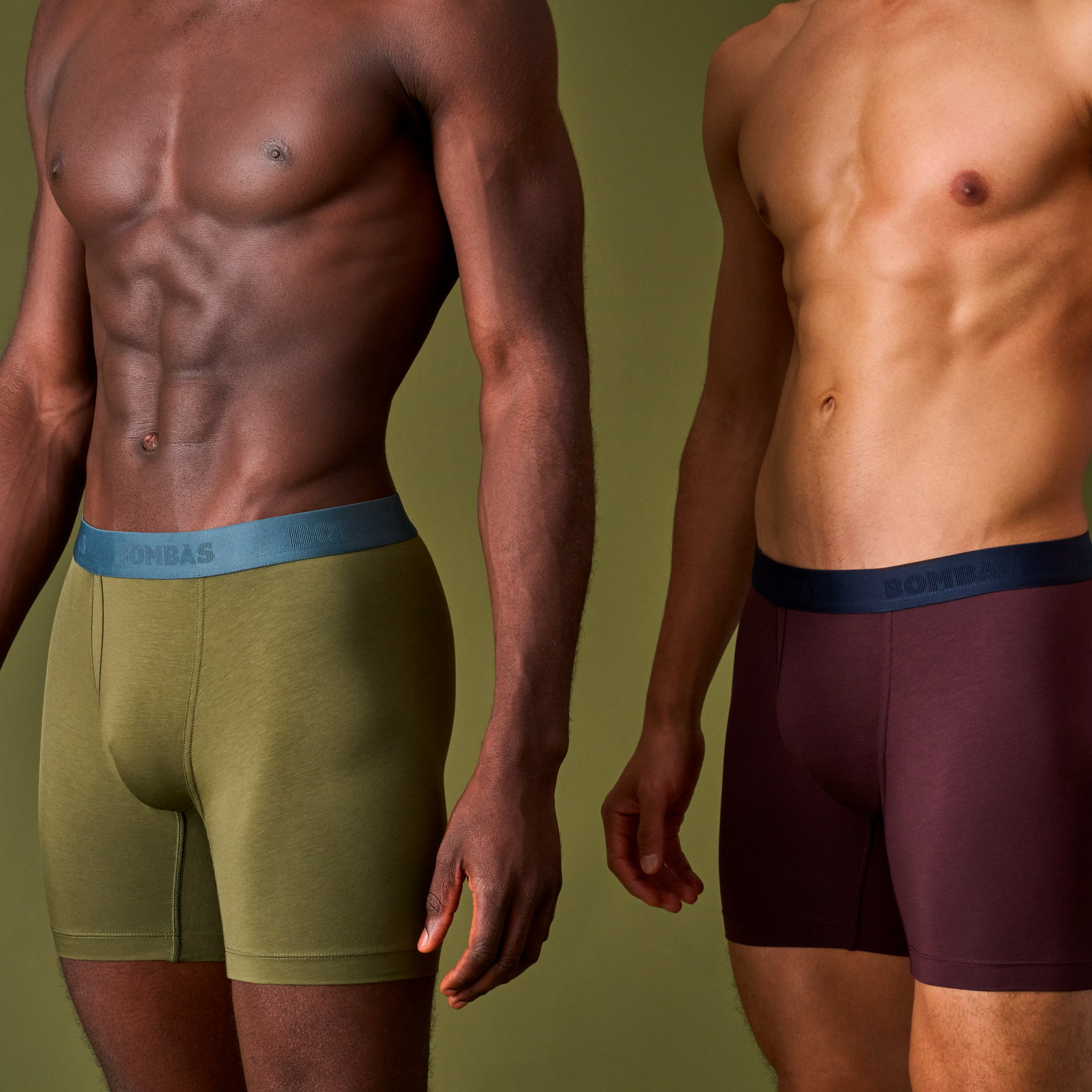 official-bombas::8470-olivemoss-pebblewaistband-adult-male-onmodel-0-transparent-v3.png