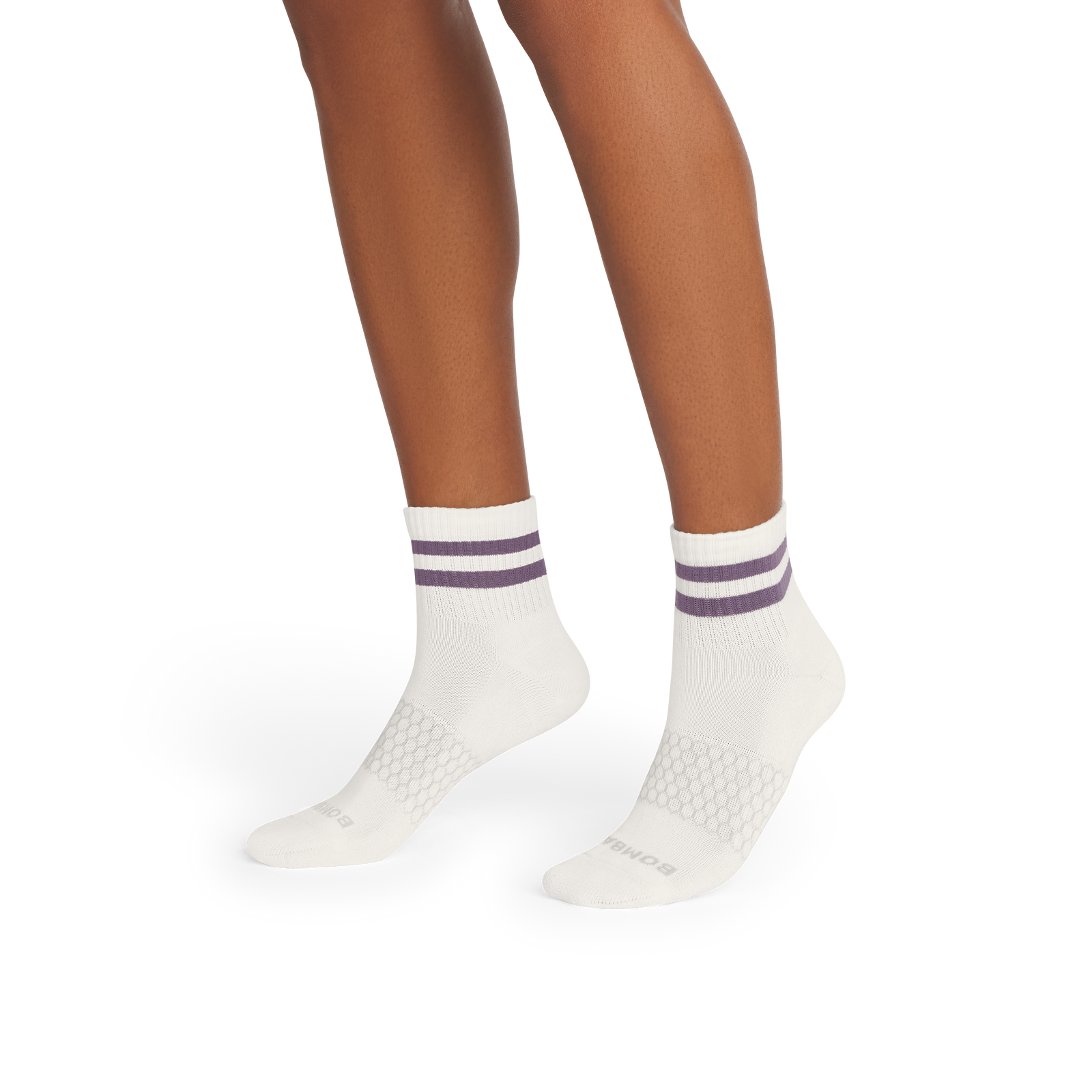 official-bombas::9006-softwhite-antiquepurple-adult-female-onmodel-2-transparent.png