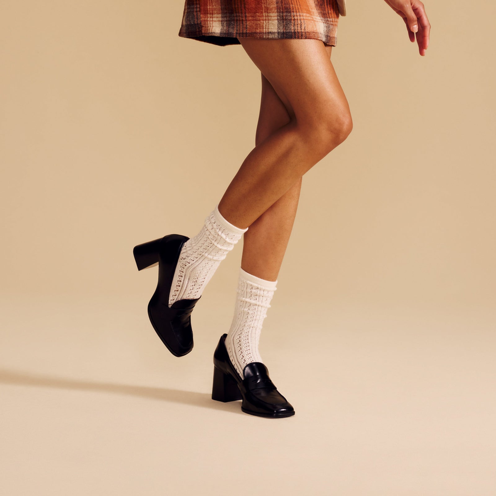 Women's Pointelle Calf Socks - Soft White WO Lifestyle [8086]