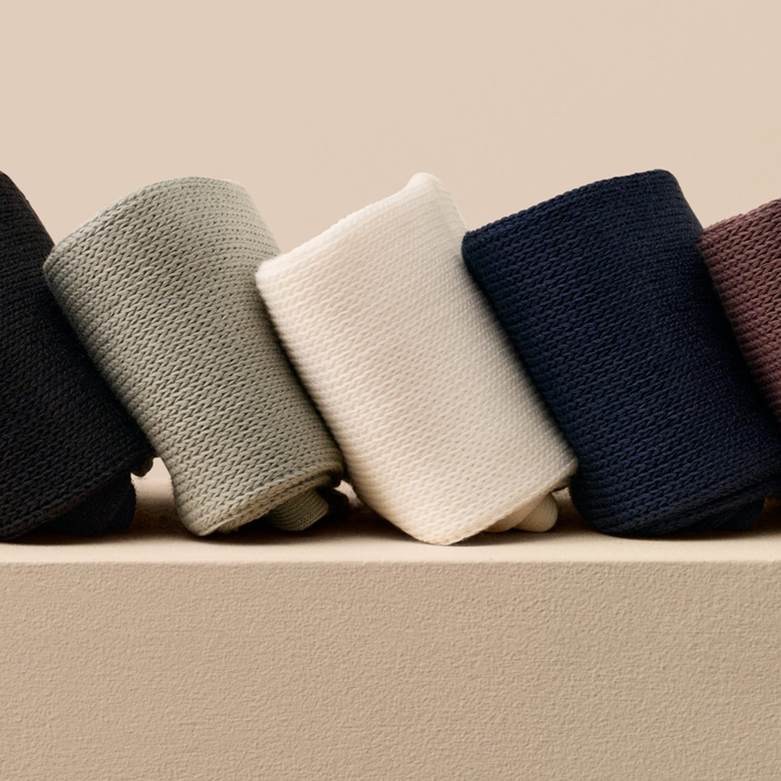 Ultra Stretch Calf Socks - Soft White Detail Lifestyle [7843]