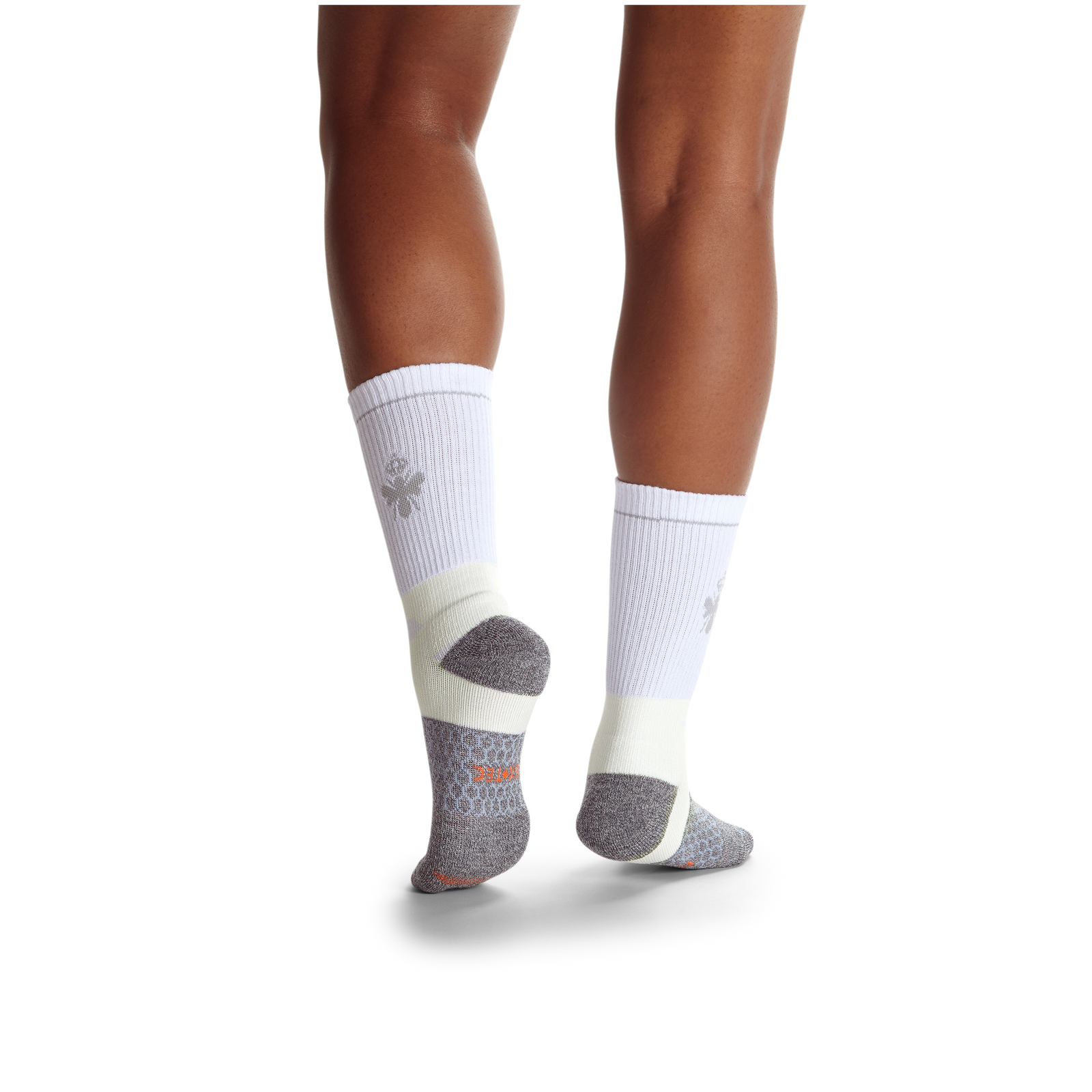 official-bombas::white-onmodel-3-transparent_14605f24-7bdc-4545-bc5b-2f352015624b.png